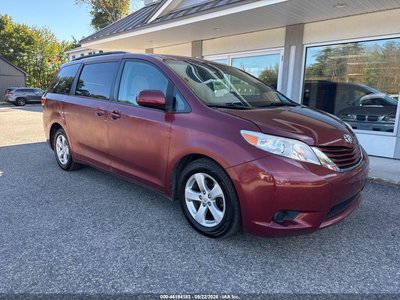 5TDKK3DC6GS****** 2016 Toyota Sienna
