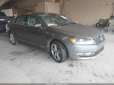 1VWCN7A34DC****** 2013 Volkswagen Passat