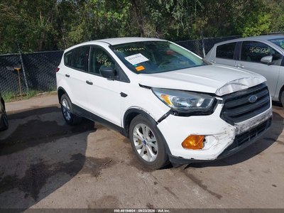 1FMCU0F77HU****** 2017 Ford Escape