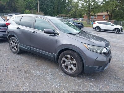 7FARW2H82JE****** 2018 Honda CR-V