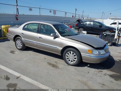1LNHM97V3XY****** 1999 Lincoln Continental