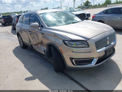 2LMPJ6J95LB****** 2020 Lincoln Nautilus