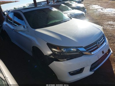 1HGCR2F80FA****** 2015 Honda Accord
