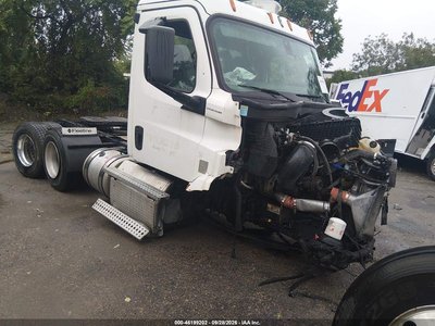 3AKJHTDV9LS****** 2020 Freightliner New Cascadia 116