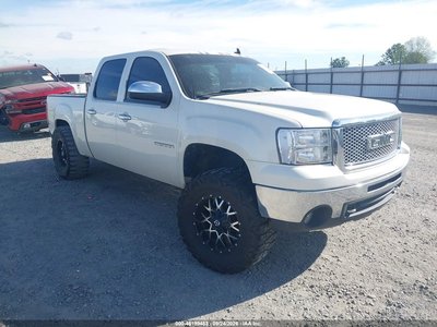 3GTP2WE74DG****** 2013 GMC Sierra 1500