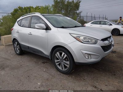 KM8JUCAGXEU****** 2014 Hyundai Tucson