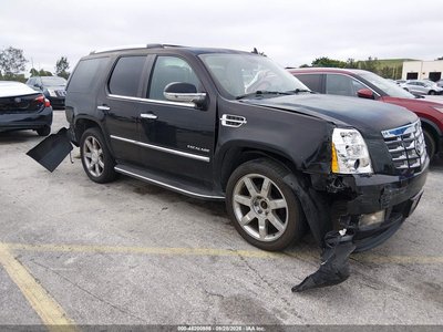 1GYS4BEFXBR****** 2011 Cadillac Escalade