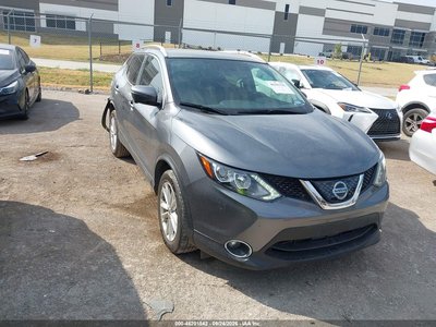 JN1BJ1CP6JW****** 2018 Nissan Rogue Sport