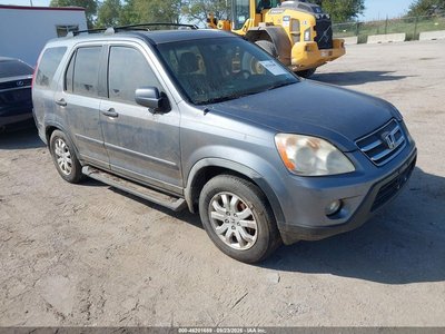JHLRD78945C****** 2005 Honda CR-V