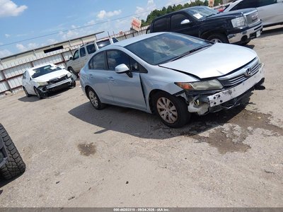 2HGFB2F57CH****** 2012 Honda Civic