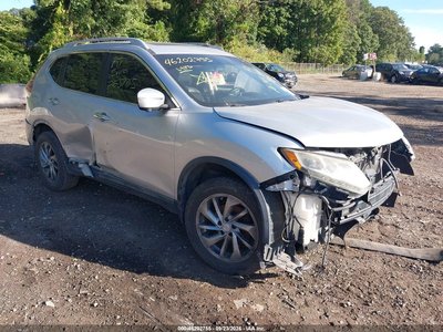 5N1AT2MV8FC****** 2015 Nissan Rogue