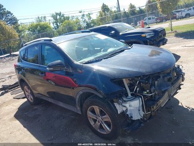 2T3RFREV4FW****** 2015 Toyota RAV4