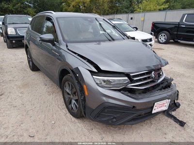 3VV2B7AX0NM****** 2022 Volkswagen Tiguan