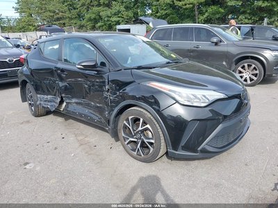 NMTKHMBX0NR****** 2022 Toyota C-HR