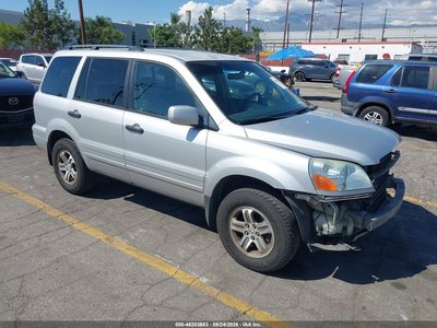 2HKYF184X4H****** 2004 Honda Pilot