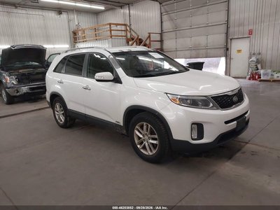 5XYKTCA60FG****** 2015 Kia Sorento