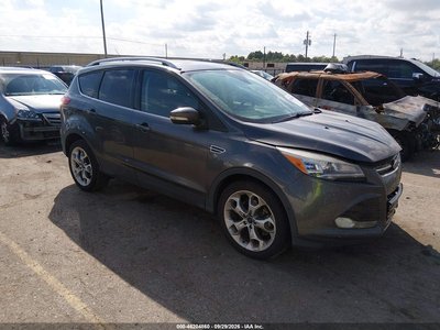 1FMCU0J95GU****** 2016 Ford Escape