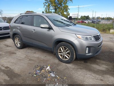 5XYKT3A61EG****** 2014 Kia Sorento
