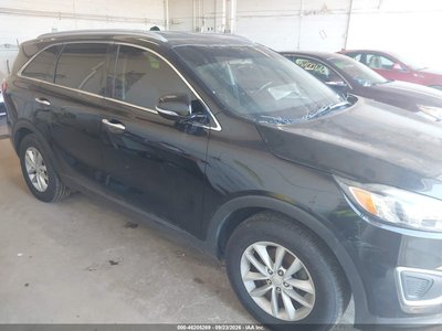 5XYPG4A31GG****** 2016 Kia Sorento