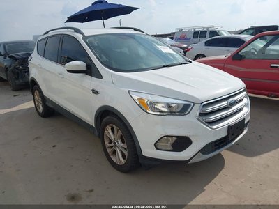 1FMCU0GD0JU****** 2018 Ford Escape