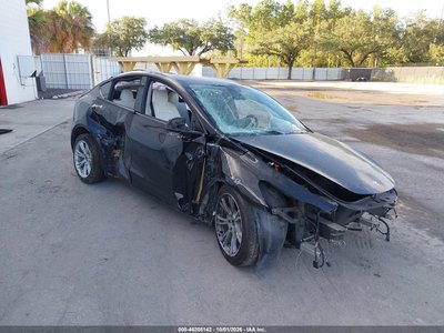 5YJYGDEE8MF****** 2021 Tesla Model Y