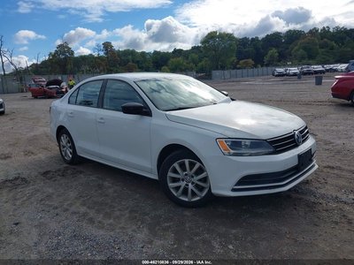 3VWD17AJ8FM****** 2015 Volkswagen Jetta