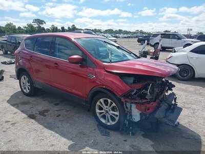 1FMCU0GD2KU****** 2019 Ford Escape