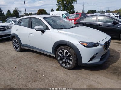 JM1DKFC79K0****** 2019 Mazda CX-3