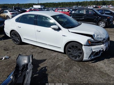 1VWDT7A3XHC****** 2017 Volkswagen Passat