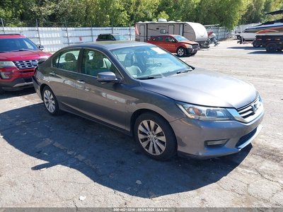 1HGCR2F73FA****** 2015 Honda Accord