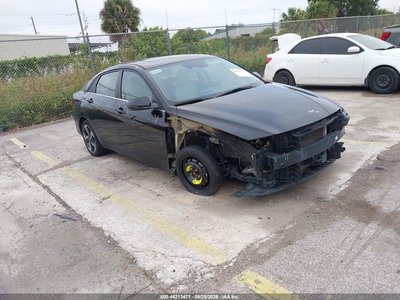 KMHLN4AJ1PU****** 2023 Hyundai Elantra Hybrid