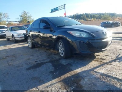 JM1BL1UGXB1****** 2011 Mazda 3