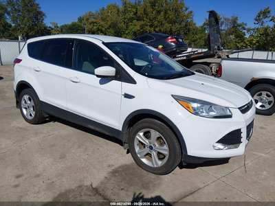 1FMCU9GXXGU****** 2016 Ford Escape