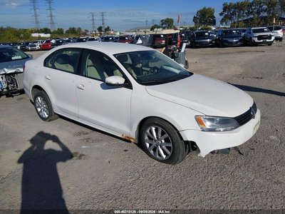 3VWDX7AJ8BM****** 2011 Volkswagen Jetta