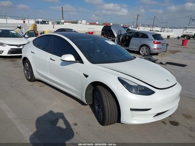 5YJ3E1EB0NF****** 2022 Tesla Model 3