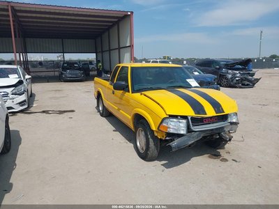 1GTCS19W228****** 2002 GMC Sonoma