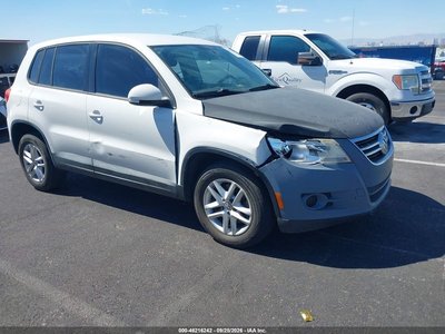 WVGAV7AX6BW****** 2011 Volkswagen Tiguan