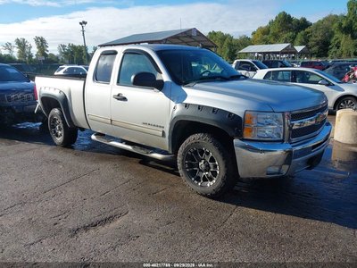1GCRCSE00DZ****** 2013 Chevrolet Silverado 1500