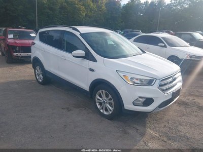 1FMCU9GDXJU****** 2018 Ford Escape
