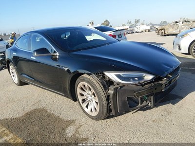 5YJSA1E17HF****** 2017 Tesla Model S