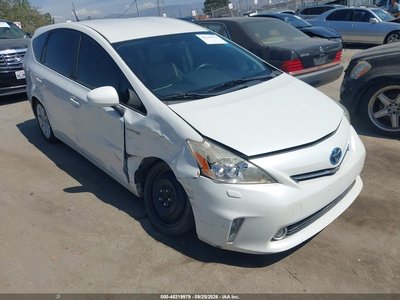JTDZN3EU6C3****** 2012 Toyota Prius V