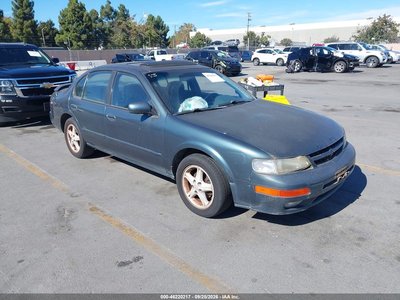 JN1CA21A0XT****** 1999 Nissan Maxima