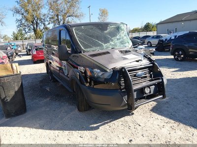 1FTYE1ZGXGK****** 2016 Ford Transit-150
