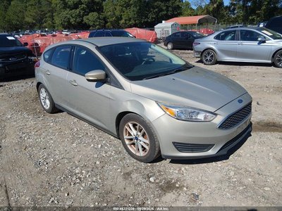 1FADP3K24GL****** 2016 Ford Focus