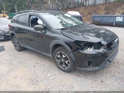 JF2GTAAC3JH****** 2018 Subaru Crosstrek