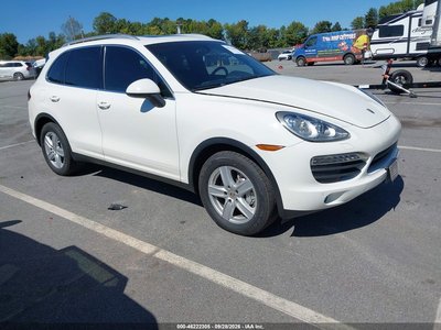 WP1AB2A23CL****** 2012 Porsche Cayenne