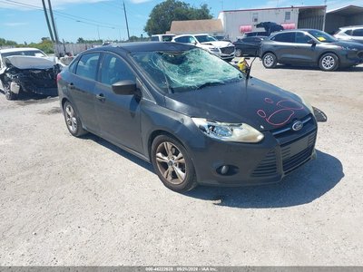 1FADP3E21EL****** 2014 Ford Focus