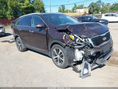 5XYPH4A13GG****** 2016 Kia Sorento