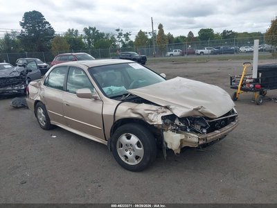 1HGCG16582A****** 2002 Honda Accord