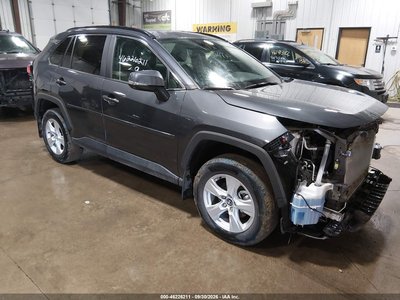 2T3P1RFV8MW****** 2021 Toyota RAV4